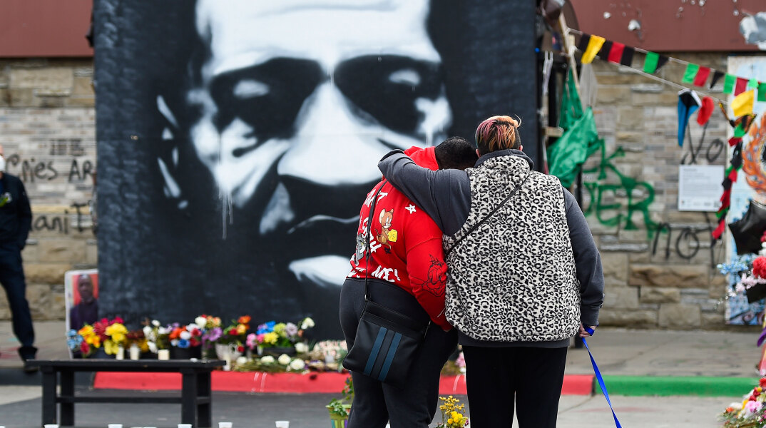 Δολοφονία Τζορτζ Φλόιντ: Ένοχος και για τις τρεις κατηγορίες ο Ντέρεκ Σόβιν