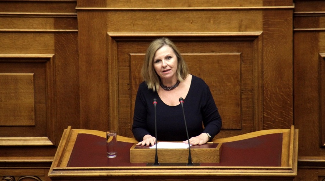 Άννα Χατζησοφιά