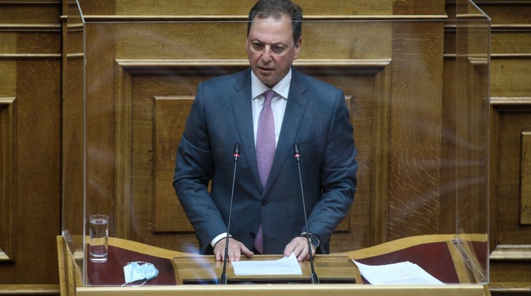 Ο Σπήλιος Λιβανός