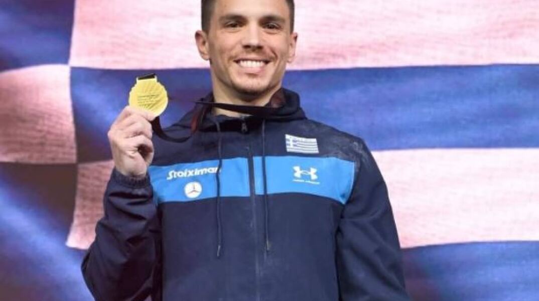 Λευτέρης Πετρούνιας