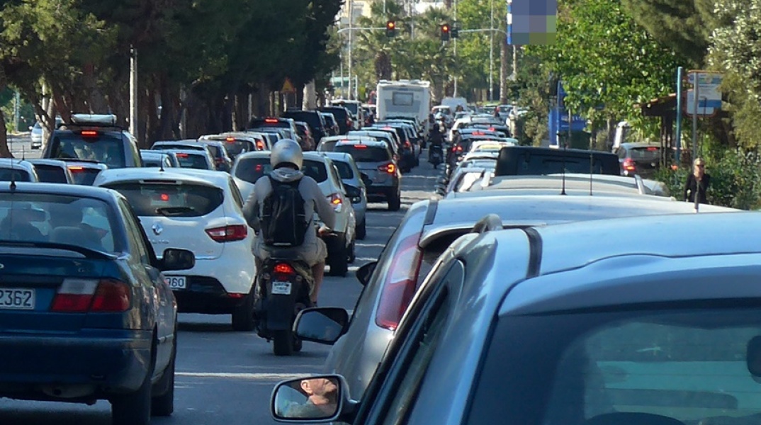 Κίνηση στην παραλιακή (φωτογραφία αρχείου)