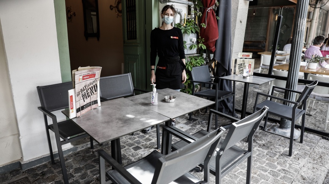 Κορωνοϊός: Ο υπουργός Ανάπτυξης Άδωνις Γεωργιάδης μίλησε για το άνοιγμα της εστίασης και τα επόμενα βήματα για σταδιακή επιστροφή στην κανονικότητα.