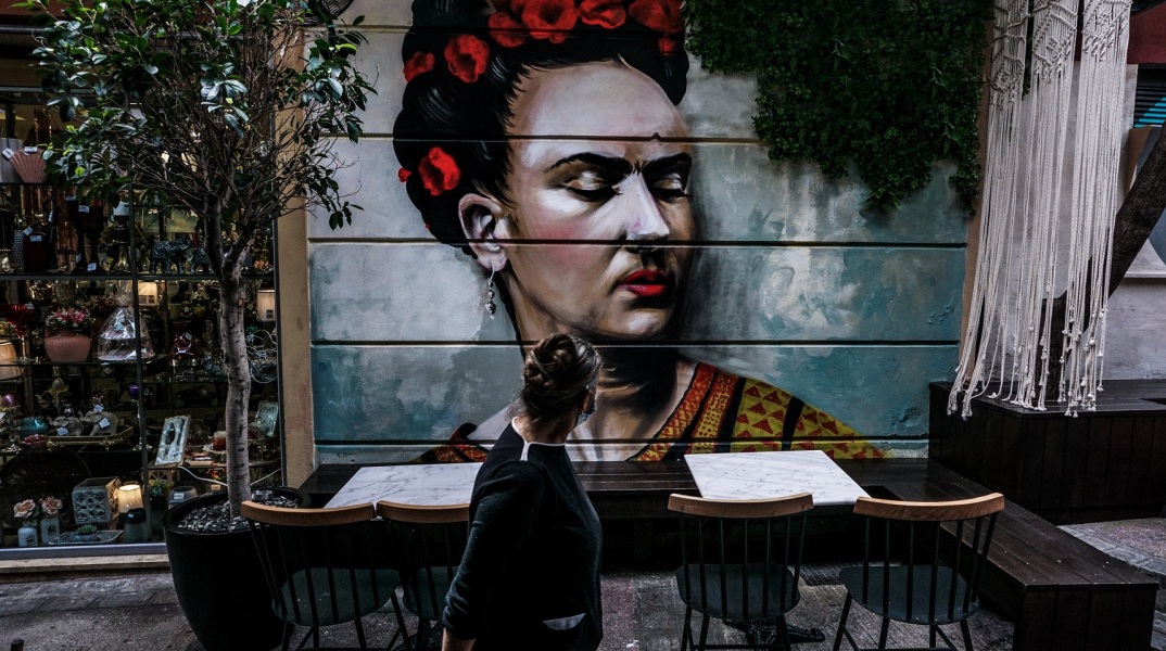 Επαναλειτουργία της εστίασης σε εξωτερικούς χώρους, με τραπεζάκια, αυστηρό ωράριο και χωρίς μουσική – Αναλυτικά τα νέα μέτρα που ισχύουν από σήμερα, 3 Μαΐου