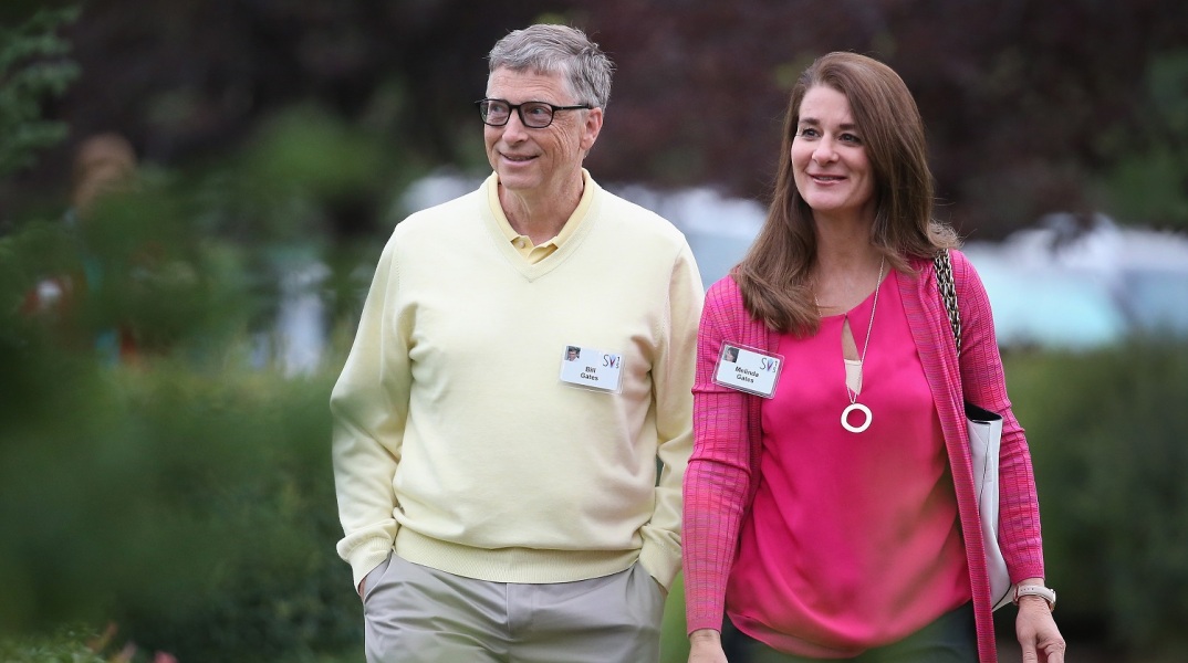 Μετά από 27 χρόνια γάμου, ο δισεκατομμυριούχος ιδρυτής της Microsoft Μπιλ Γκέιτς και η σύζυγός του Μελίντα ανακοίνωσαν τον χωρισμό τους.