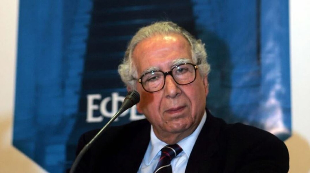 Ο Μίμης Παπαναγιώτου