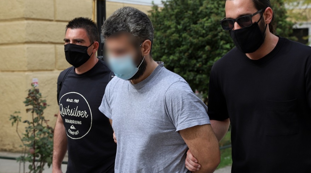 Ο δράστης της δολοφονίας στο Κέντρο Υγείας Καλυβίων