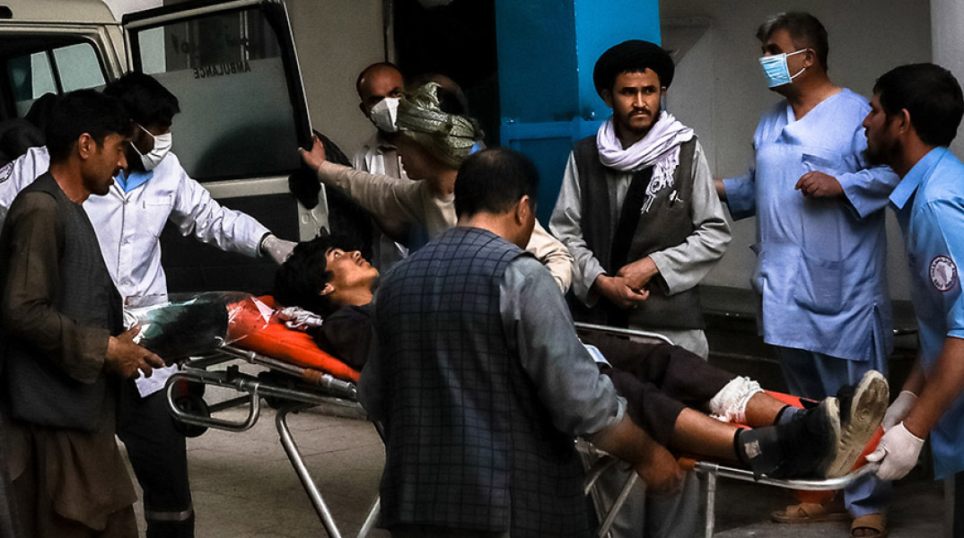 Καμπούλ: Δεκάδες νεκροί από πολλαπλές εκρήξεις κοντά σε σχολείο