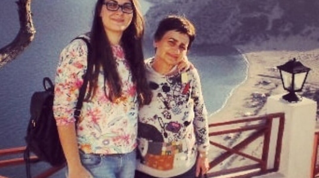 Ελένη Τοπαλούδη, Κούλα Τοπαλούδη