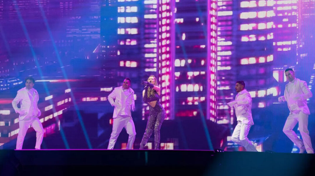 Eurovision 2021: Η Στεφανία Λυμπερακάκη στην πρώτη πρόβα στο Ρότερνταμ