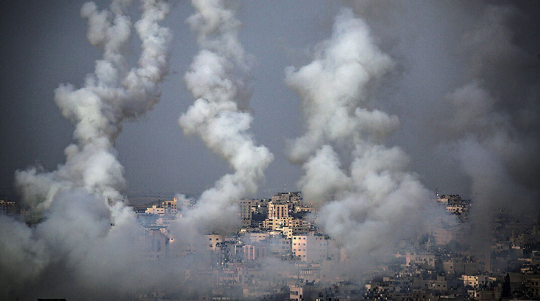 Ιερουσαλήμ: Η Χαμάς εκτόξευσε ρουκέτες και το Ισραήλ απάντησε με αεροπορικούς βομβαρδισμούς