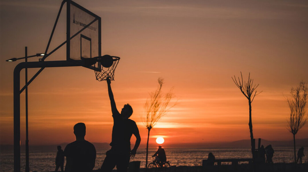 Μπάσκετ (Φωτο αρχείου) - Απαραίτητο το self test, σύμφωνα με τη Γενική Γραμματεία Αθλητισμού