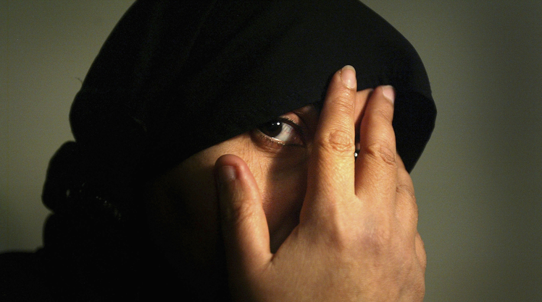 Γιατί αυξάνεται η βία κατά των γυναικών