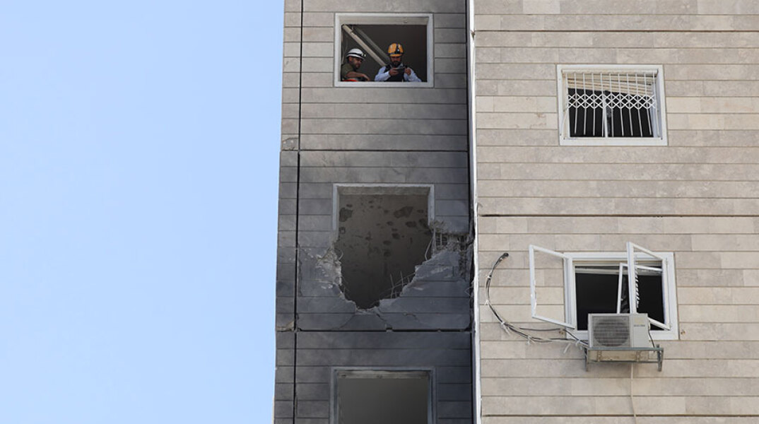 Ισραήλ: Ρουκέτα της Χαμάς έπληξε κτίριο στην πόλη Ασκελόν