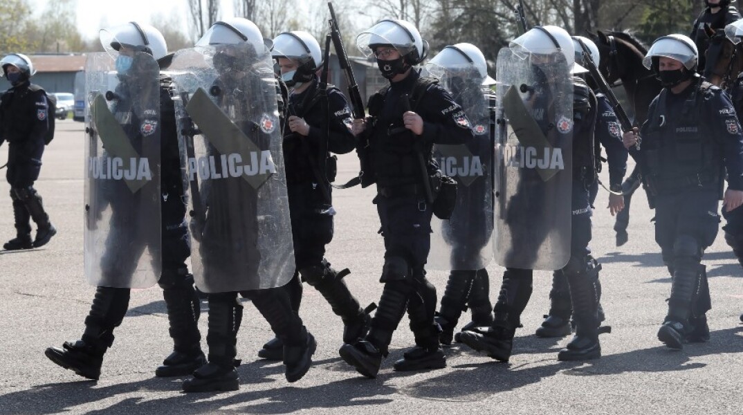 Πολωνία αστυνομία