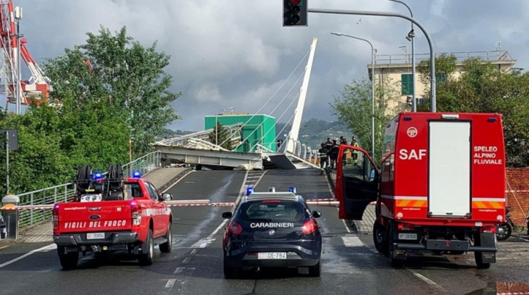 Κατέρρευσε κινητή γέφυρα στην πόλη La Spezia στην Ιταλία
