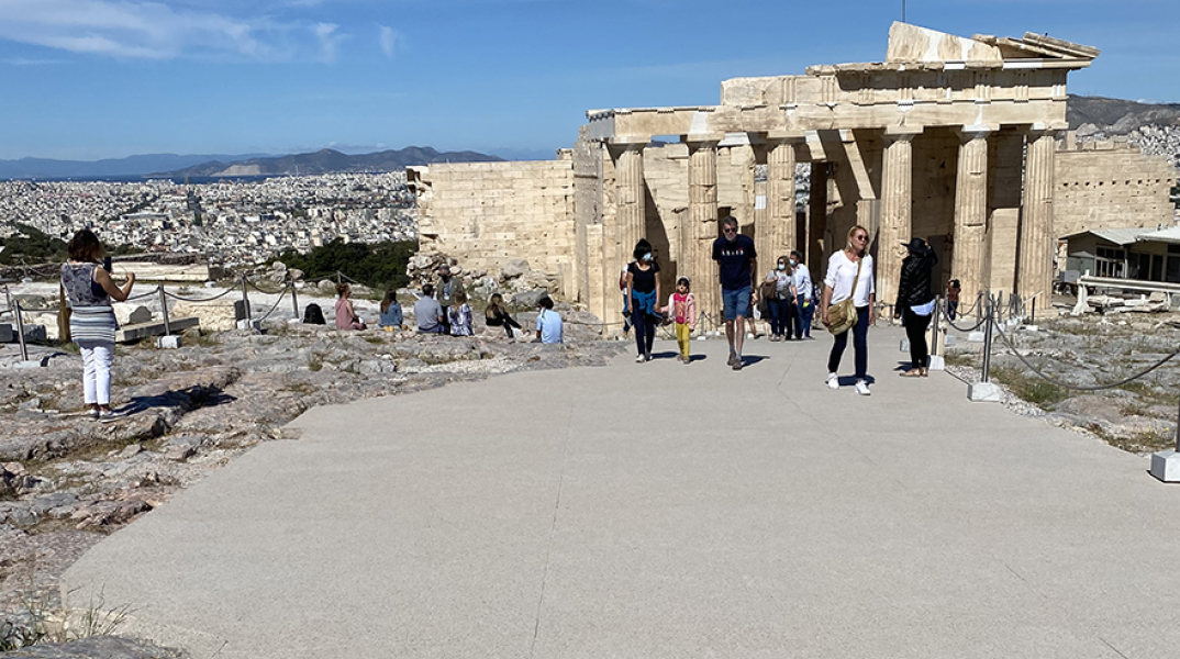 akropoili-tsimento-parthenonas-diadromos.jpg