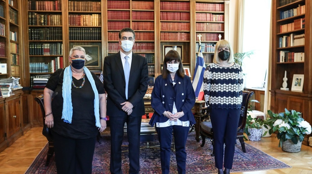 ΣΥΝΑΝΤΗΣΗ ΤΗΣ ΠτΔ ΚΑΤ. ΣΑΚΕΛΛΑΡΟΠΟΥΛΟΥ ΜΕ ΜΕΛΗ ΤΗΣ ΕΠΙΤΡΟΠΗΣ ΕΘΝΙΚΗΣ ΣΤΡΑΤΗΓΙΚΗΣ ΓΙΑ ΤΗΝ ΙΣΟΤΗΤΑ ΤΩΝ ΛΟΑΤΚΙ+ 