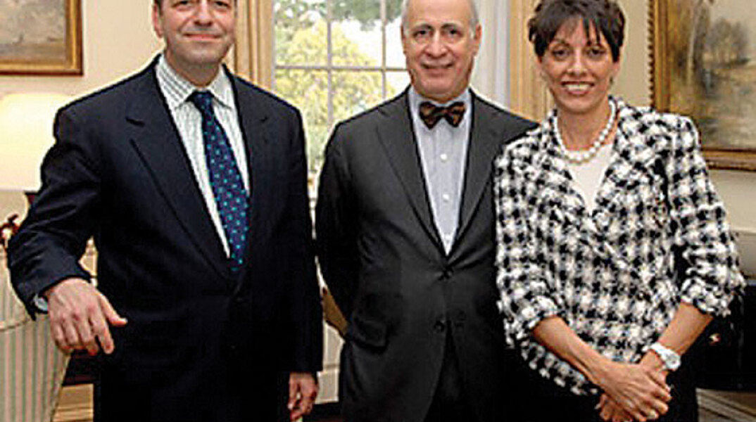 Από αριστερά: John Donatich, Θεόδωρος και Σεσίλ Μαργέλλου