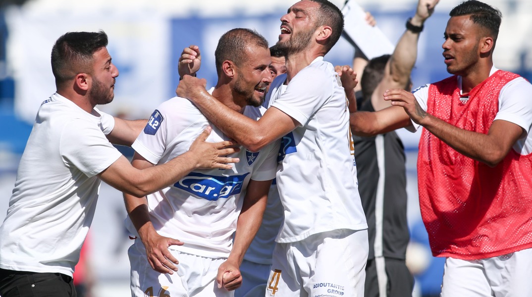 Άνοδος στη Superleague για Ιωνικό 