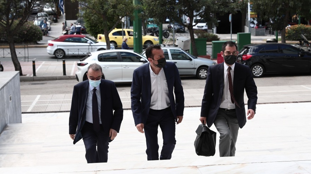 Μηνυτήρια αναφορά Παππά κατά του Προέδρου της Προανακριτικής επιτροπής 