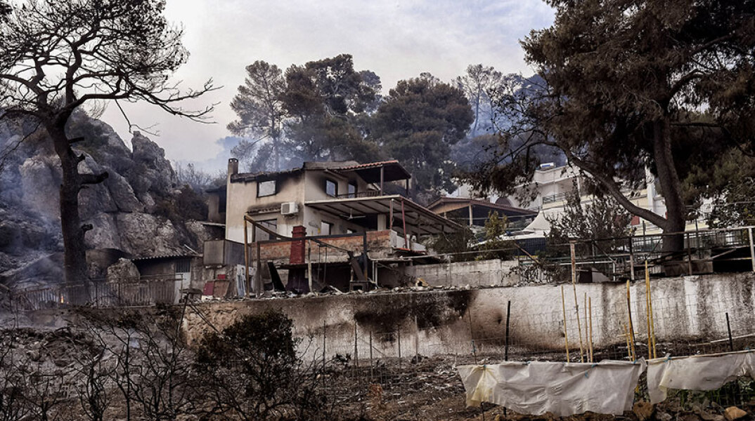 Φωτιά στην Κορινθία