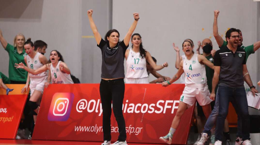 Τελικός γυναικείου μπασκετ 