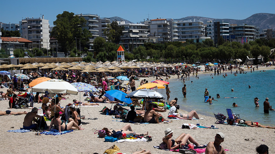 ΣΤΙΓΜΙΟΤΥΠΑ ΣΤΗ ΠΛΑΖ ΑΛΙΜΟΥ