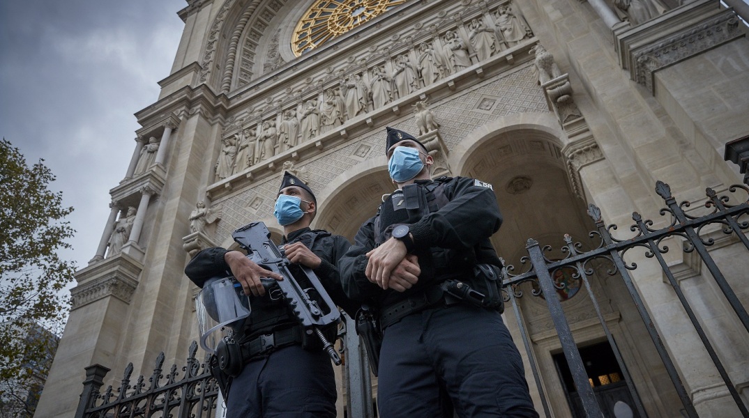 Αστυνομικοί στο Παρίσι