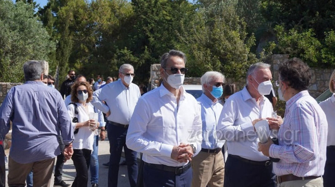 Χανιά: Παρών ο πρωθυπουργός στο μνημόσυνο για τον Κωνσταντίνο Μητσοτάκη και τα τέσσερα χρόνια από τον θάνατό του