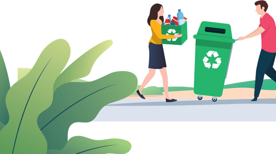 Εικογράφηση με γυναίκα που κρατάει μπουκάλια ανακύκλωσης, άνδρας που σπρώχνει κάδο ανακύκλωσης