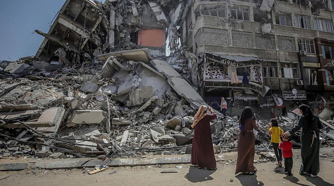 Παλαιστίνη: Κτίριο στη Λωρίδα της Γάζας μετά τον βομβαρδισμό από ισραηλινά μαχητικά