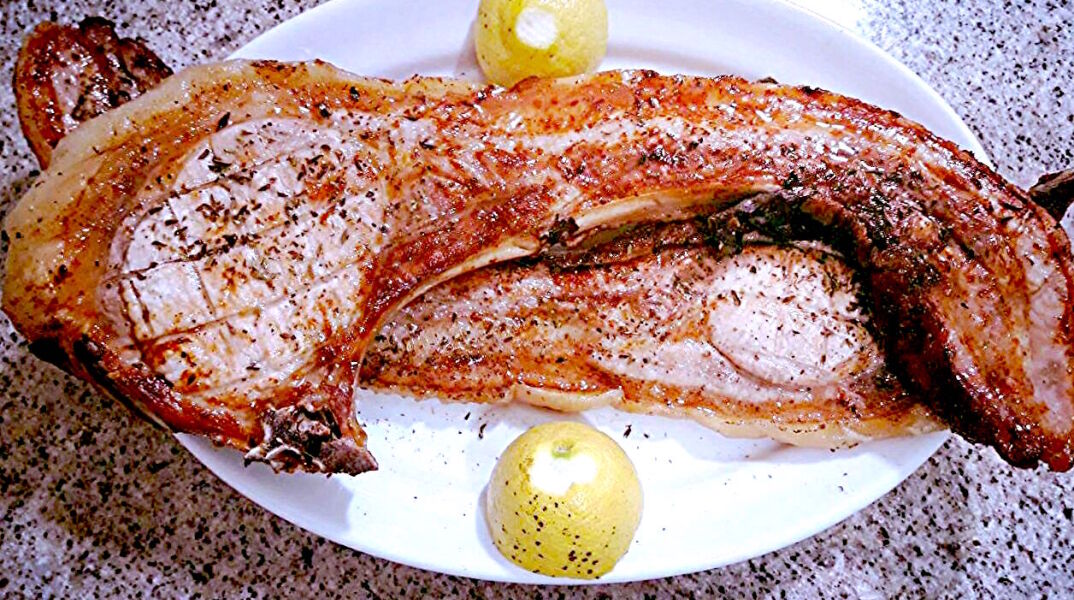 Η Χασαποταβέρνα του Μπατζάβαλη είναι το καμάρι της Πελοποννήσου