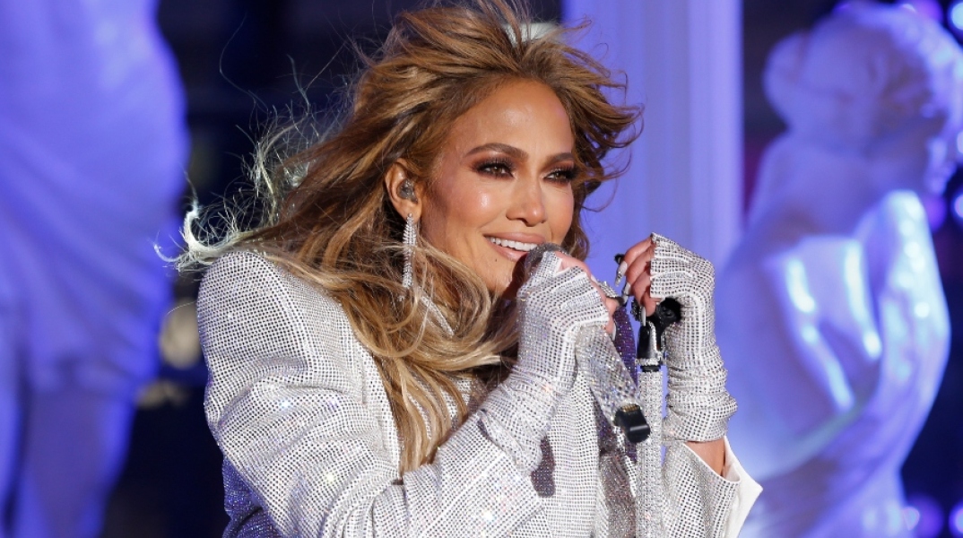 Η Τζένιφερ Λόπεζ την παραμονή Πρωτοχρονιάς στην Times Square, 2020