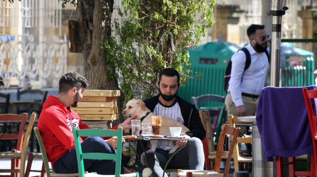 Κύπρος: Τέλος στην απαγόρευση κυκλοφορίας - Επαναλειτουργία των νυχτερινών κέντρων