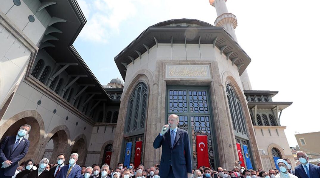 Ρετζέπ Ταγίπ Ερντογάν (Recep Tayyip Erdoğan) 