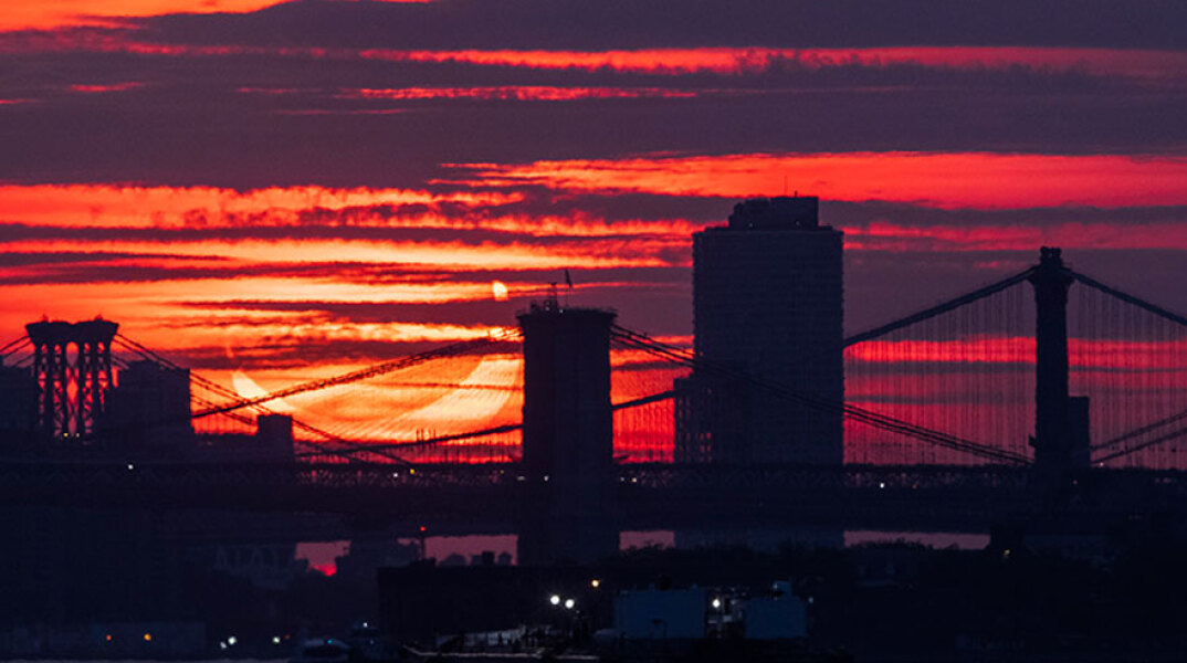 Μερική έκλειψη ηλίου στη Νέα Υόρκη