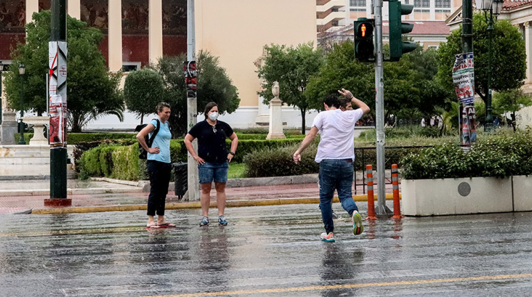 ΚΑΤΑΙΓΙΔΑ ΣΤΗΝ ΑΘΗΝΑ 