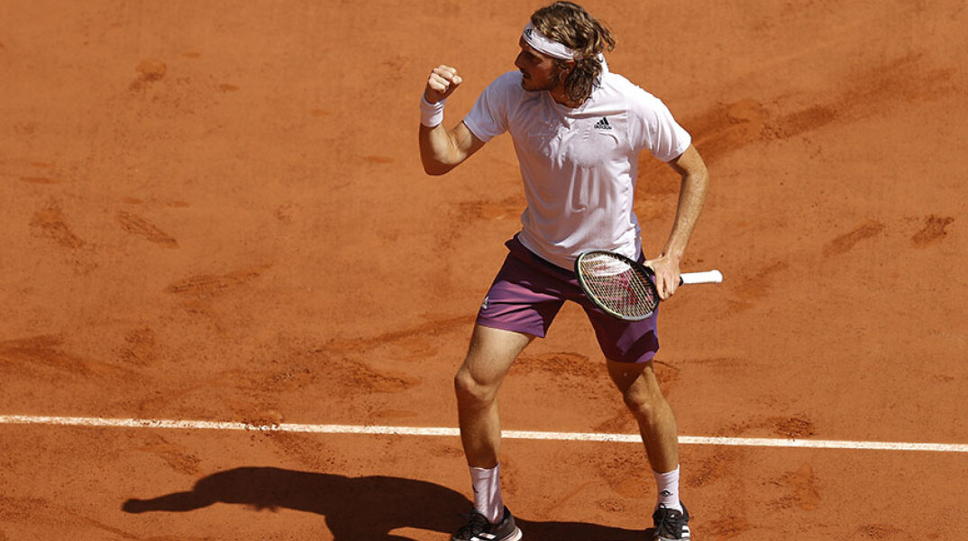 Επιβλητικός ο Στέφανος Τσιτσιπάς κέρδισε τον Αλεξάντερ Ζβέρεφ στον ημιτελικό του Roland Garros και προκρίθηκε στον μεγάλο τελικό του Γαλλικού Όπεν
