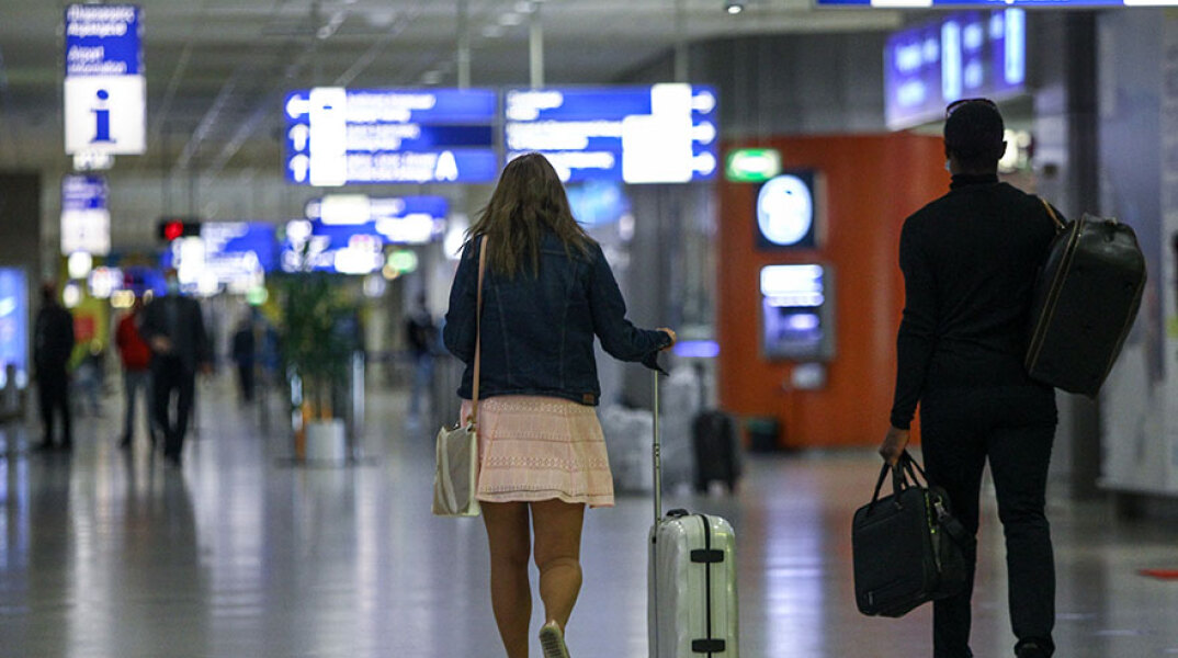 Αεροδρόμιο «Ελευθέριος Βενιζέλος» (ΦΩΤΟ ΑΡΧΕΙΟΥ) - Μέχρι τις 21 Ιουνίου παρατείνονται οι αεροπορικές οδηγίες για πτήσεις εσωτερικού και εξωτερικού, σύμφωνα με τη νέα Notam
