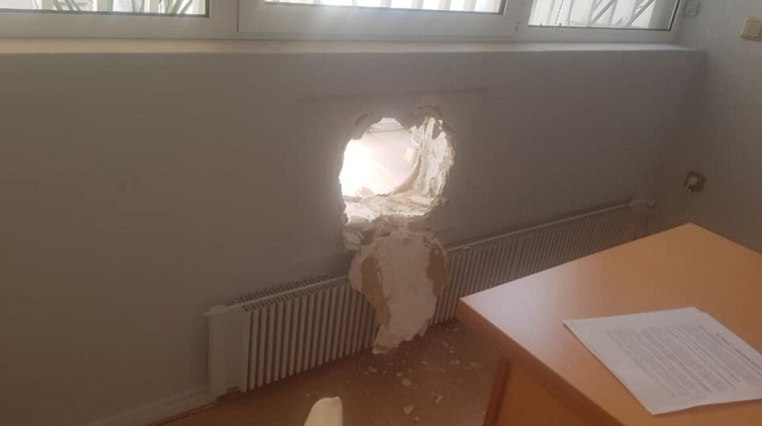 Διάρρηξη στο γραφείο του Ευκλείδη Τσακαλώτου