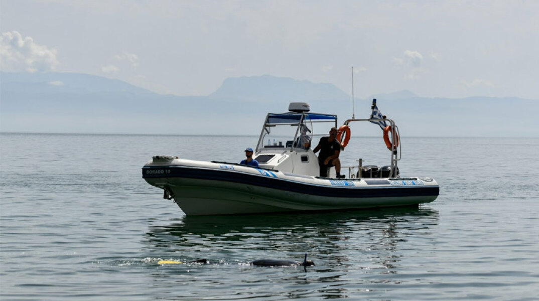 Πλωτό σκάφος του Λιμενικού Σώματος (ΦΩΤΟ ΑΡΧΕΙΟΥ) - Παραμένει άφαντη η 29χρονη πού πήγε για κολύμπι στην Ιεράπετρα