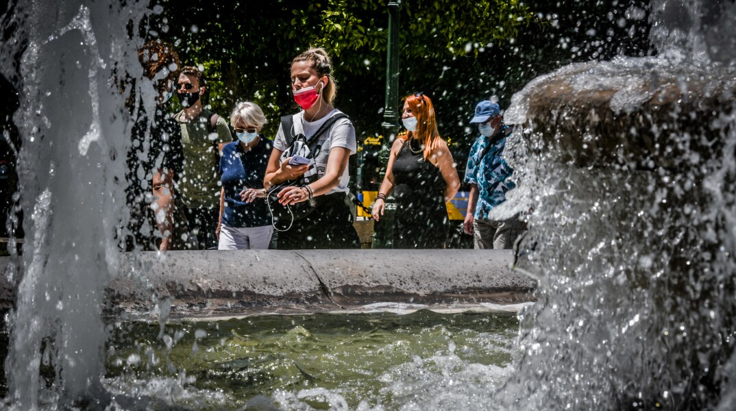 Καιρός: Πού έφτασε τους 36,6 βαθμούς το θερμόμετρο – Άστατος τη Δευτέρα, ακόμη και χαλαζοπτώσεις αναμένονται ανήμερα του Αγίου Πνεύματος 2021