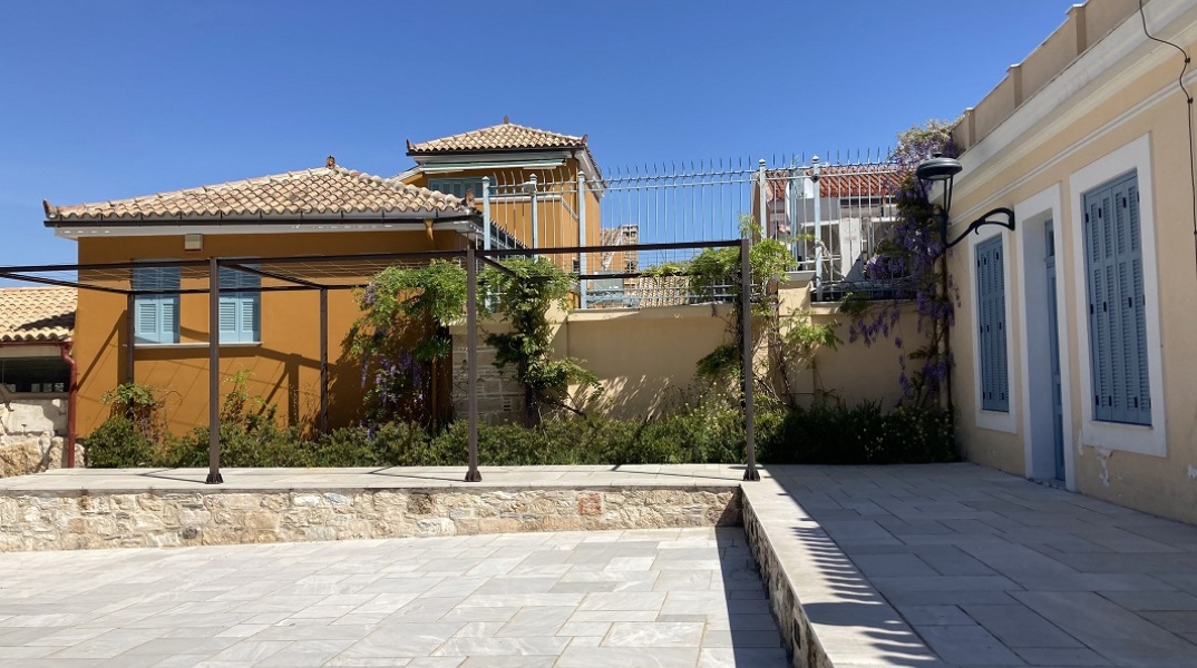 «Αντίδωρα του ΄21: Ήρωες και σύμβολα»: Εγκαινιάστηκε η έκθεση για τον εορτασμό των 200 χρόνων από την Επανάσταση στο Μουσείο Νεότερου Ελληνικού Πολιτισμού