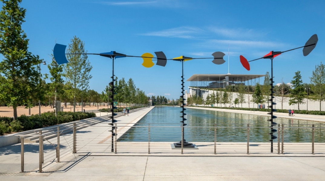 Τα Αιολικά (2000) στην έκθεση Takis: Κόσμος σε κίνηση στο ΚΠΙΣΝ