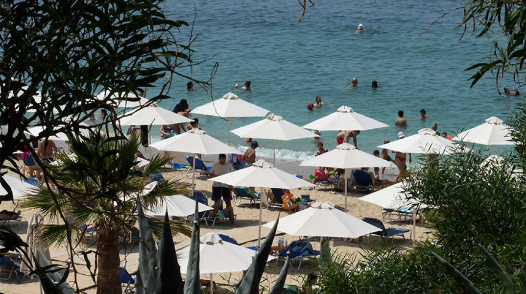 ΣΤΙΓΜΙΟΤΥΠΑ ΑΠΟ ΤΗΝ ΠΑΡΑΛΙΑ ΤΟΥ ΑΛΙΜΟΥ