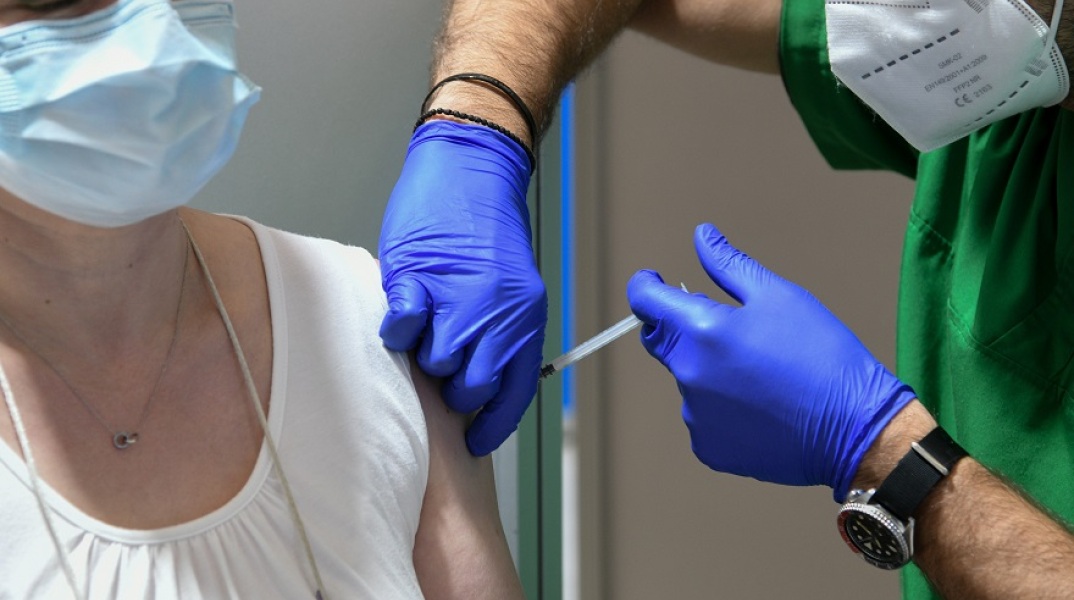 Εμβολιασμός κατά του κορωνοϊού 