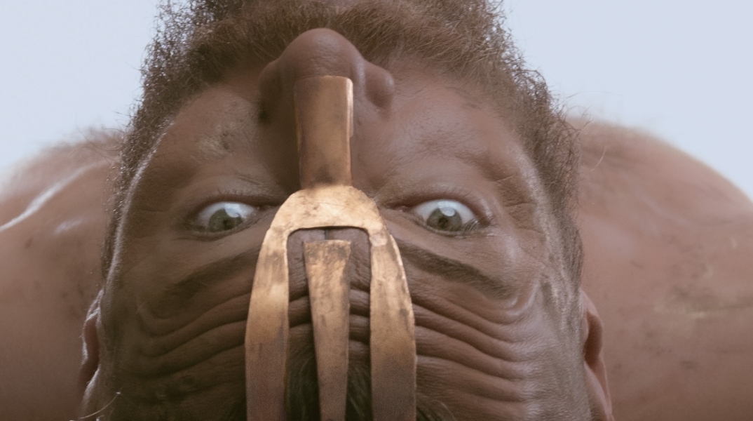 Ο Γιάννης Στάνκογλου ως "Προμηθέας Δεσμώτης" στην παράσταση που σκηνοθετεί ο Άρης Μπινιάρης