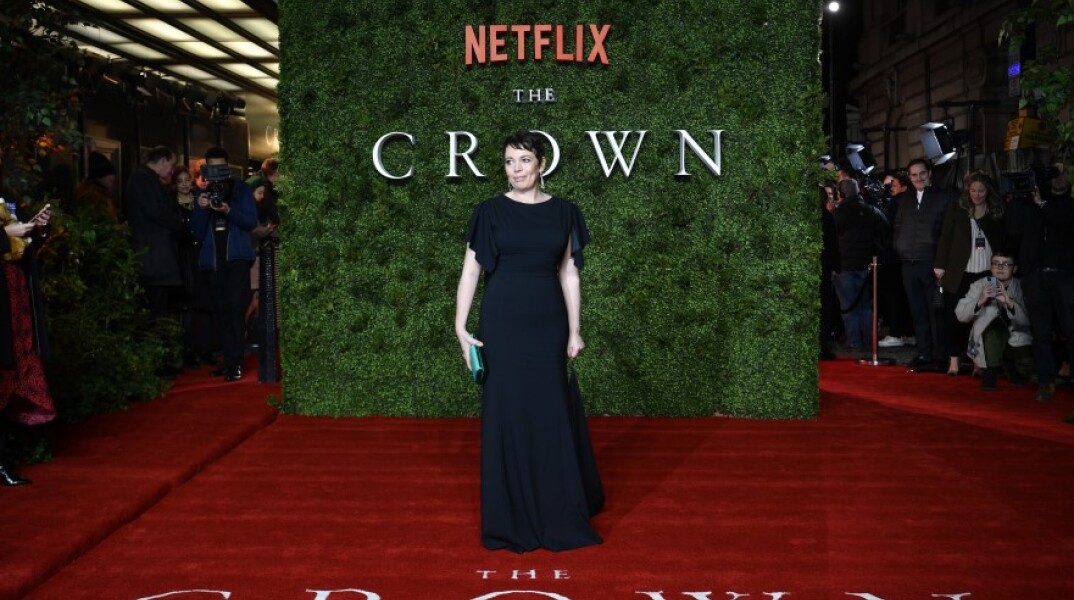 Η Ολίβια Κόλμαν, πρωταγωνίστρια της σειράς «The Crown» του Netflix © EPA/NEIL HALL