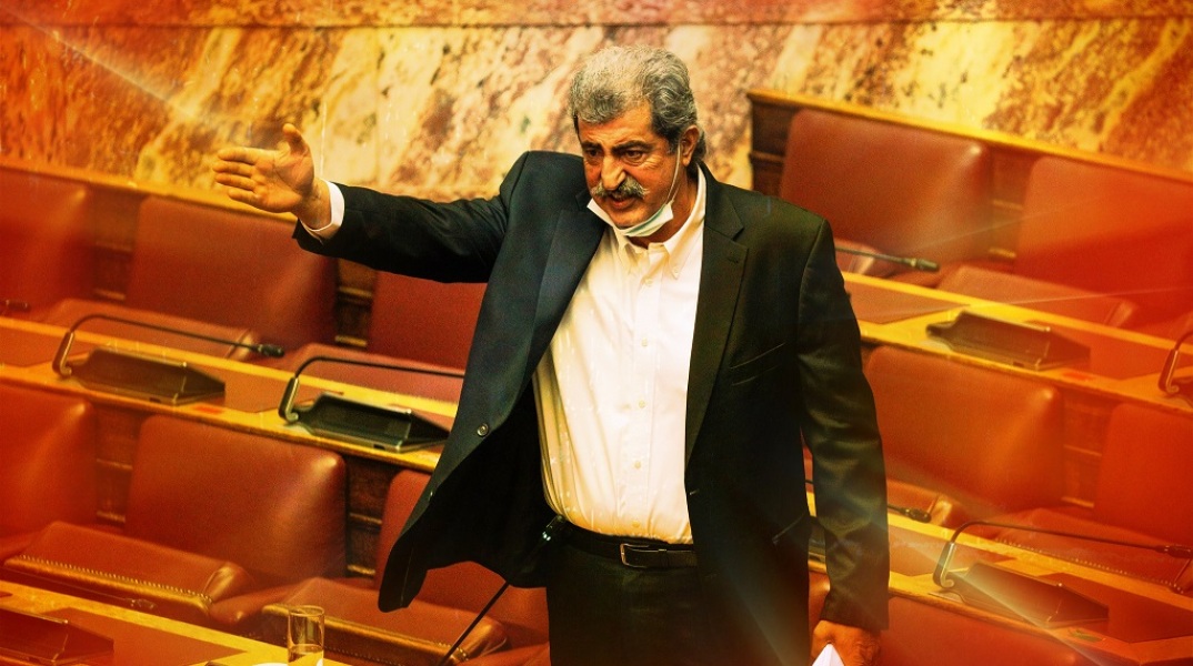 Ο Παύλος Πολάκης μιλάει από τα έδρανα της Βουλής