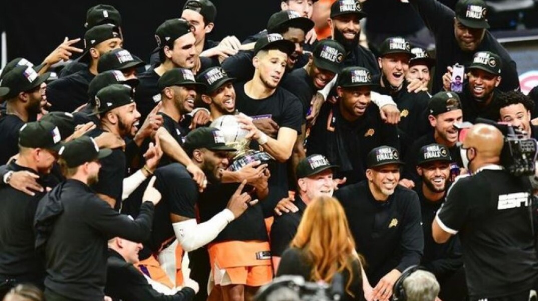 Οι Φοίνιξ Σανς